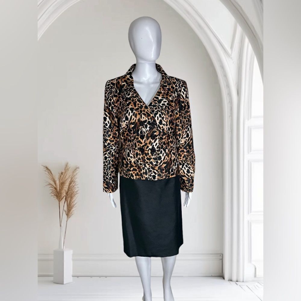 Le Suit Petite Leopard Print Blazer & Black Skirt Suit